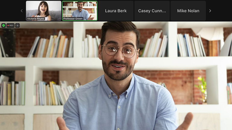 Το Zoom σας επιτρέπει να κρύψετε άτομα από τις βιντεοκλήσεις που ενδεχομένως σας αποσπούν την προσοχή